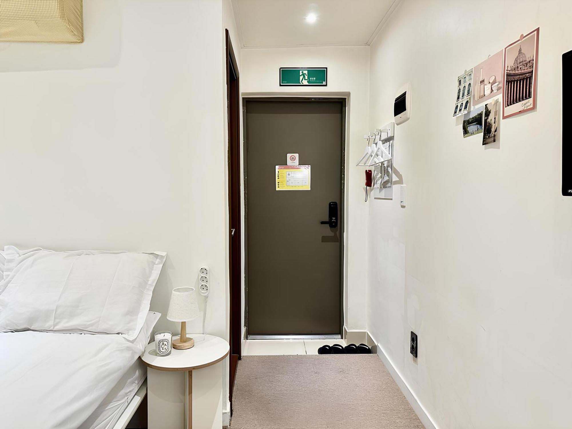 Ssh Ikseon Peter Cat Hostel Сеул Екстер'єр фото