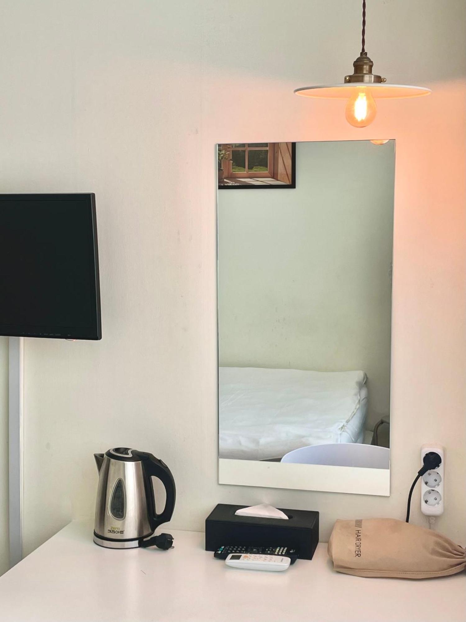 Ssh Ikseon Peter Cat Hostel Сеул Екстер'єр фото